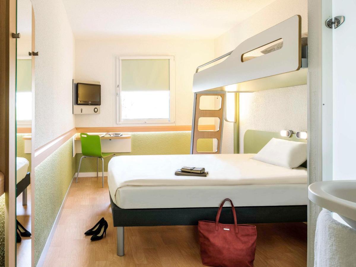 Ibis Budget Leeds Centre Crown Point Road Esterno foto
