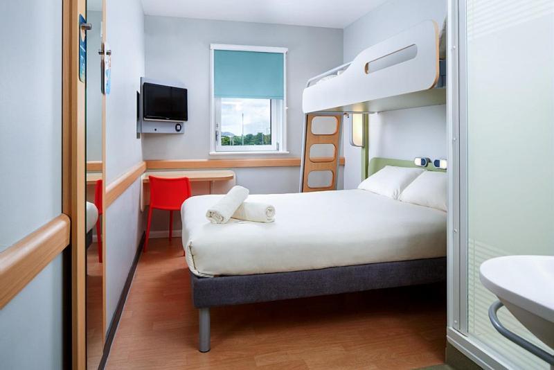 Ibis Budget Leeds Centre Crown Point Road Esterno foto